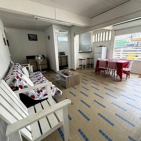Maison Authentique A 300M De La Plage Sainte-Anne Exteriör bild